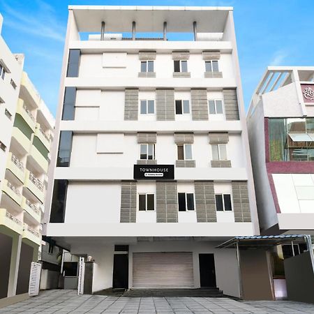 Отель Super Townhouse Alwal Road Trimulgherry Экстерьер фото