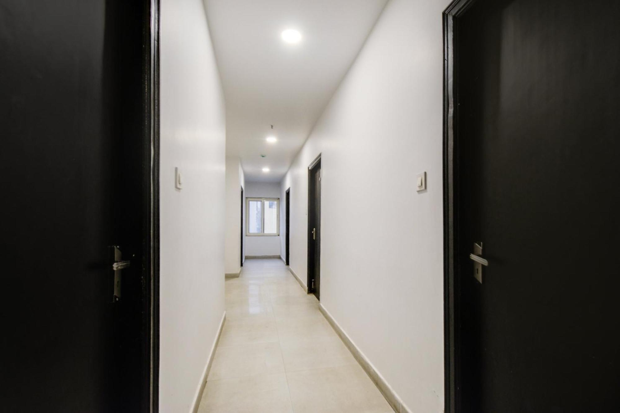 Отель Super Townhouse Alwal Road Trimulgherry Экстерьер фото