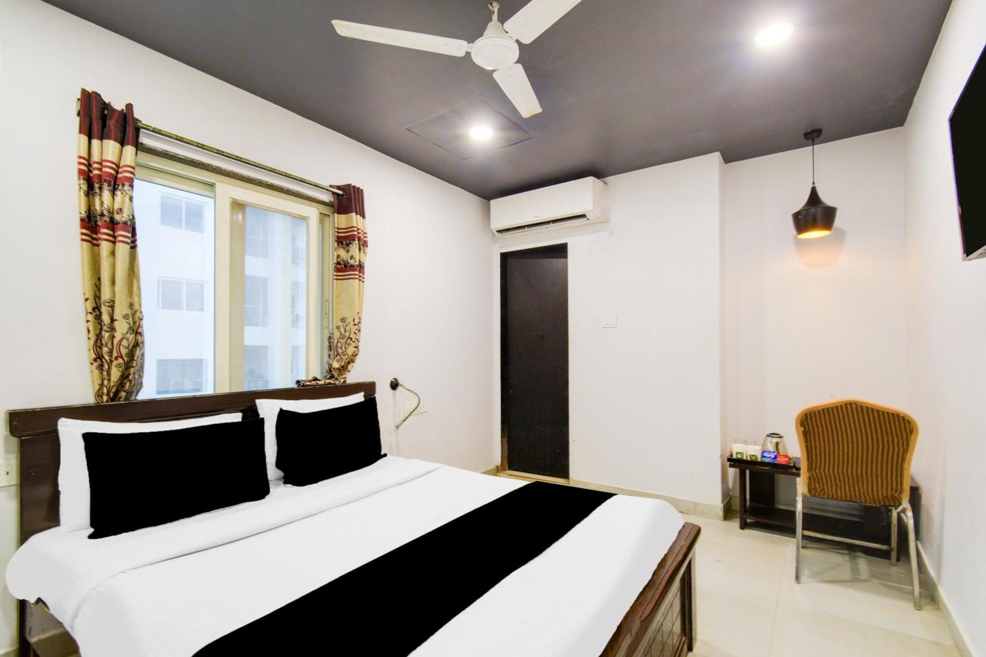 Отель Super Townhouse Alwal Road Trimulgherry Экстерьер фото